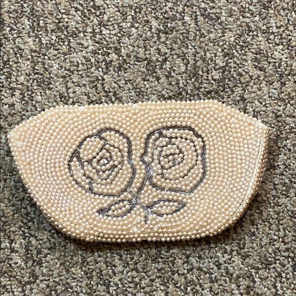 Vintage Made In Japan Elegant Pearl Clutch with Floral Design Mini Bag - Picture 1 of 10
